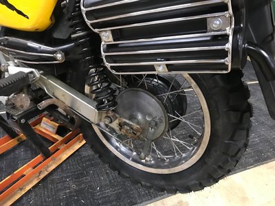 mz exhaust.jpg